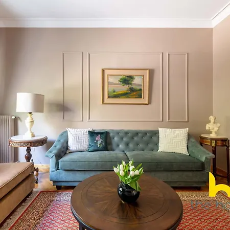 Exclusive Acropolis 4Bdr Large Residence Athens
