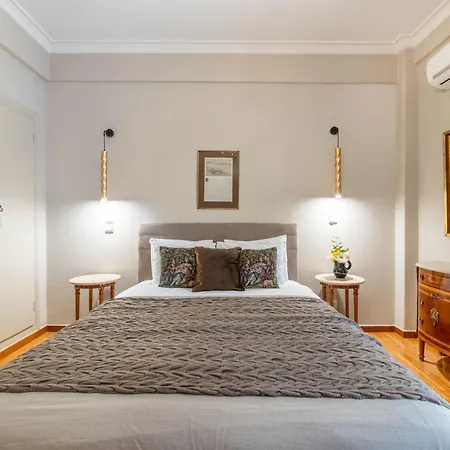 Exclusive Acropolis 4bdr Large דירה אתונה