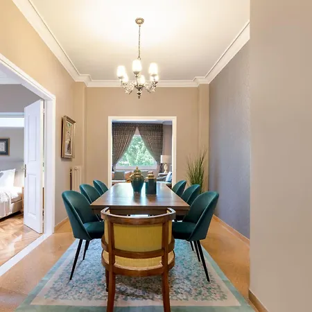 Exclusive Acropolis 4bdr Large דירה *