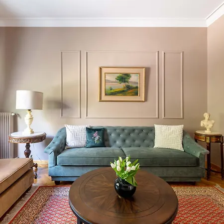 Exclusive Acropolis 4bdr Large דירה
